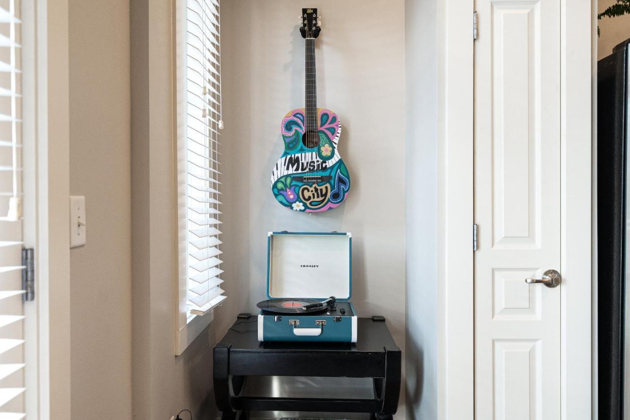 Stunning Nashville Condo Minutes From Broadway Εξωτερικό φωτογραφία