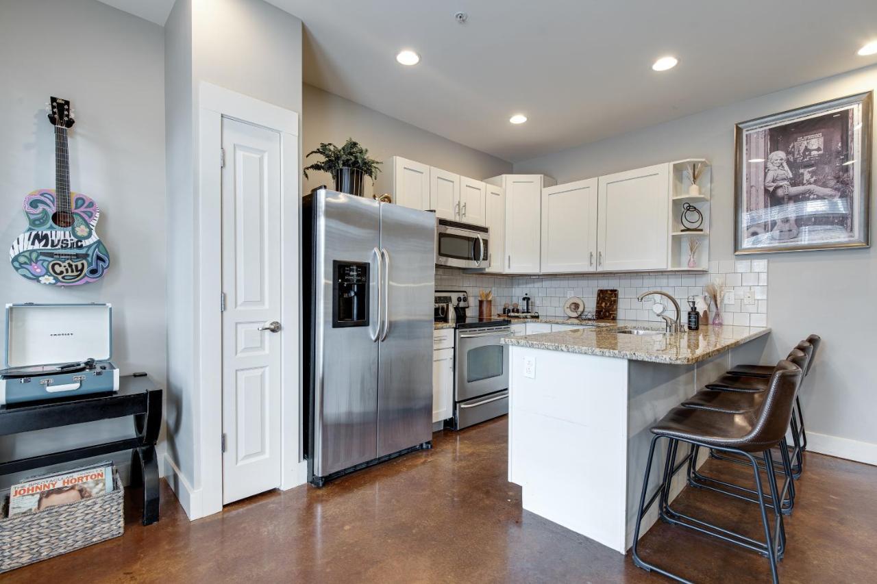Stunning Nashville Condo Minutes From Broadway Εξωτερικό φωτογραφία